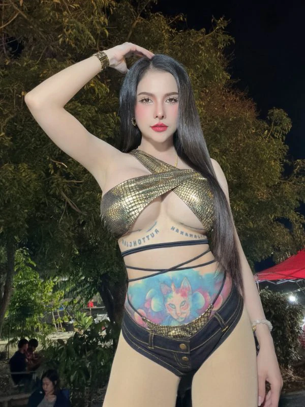 Potjaman อกโต